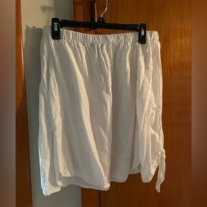 Off the shoulder top. Not a true white. Size medium